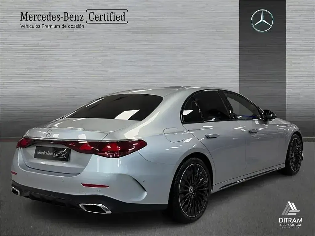 Occasion Mercedes E220 197 PK (144 kW) 2025 Zilver Sedan