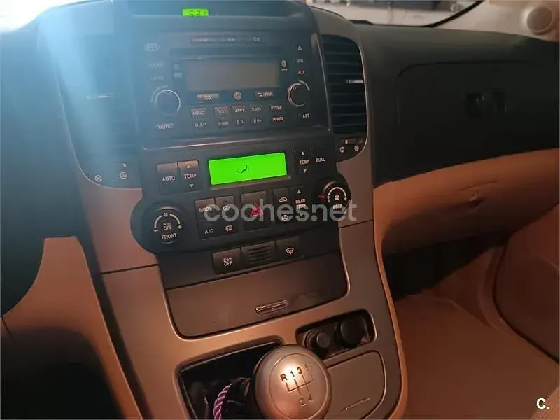 Usado Kia Carnival Active 185 CV (136 kW) 2009 Negro Monovolumen