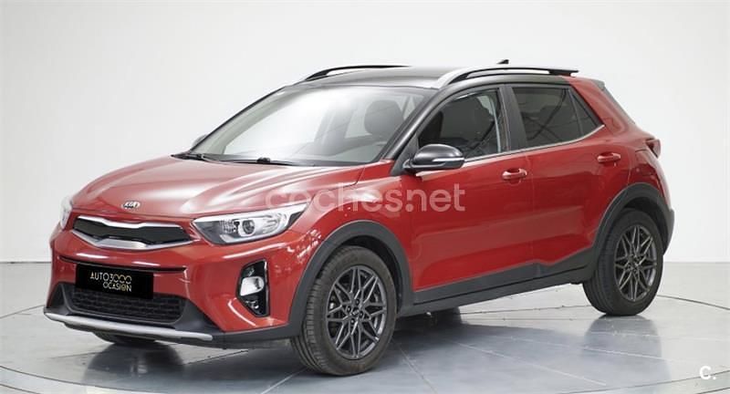 Usado Kia Stonic 100 CV (73 kW) 2020 Rojo SUV