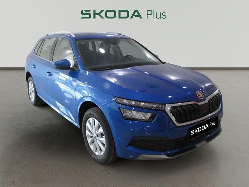 Usado Skoda Kamiq 110 CV (80 kW) 2022 Azul SUV