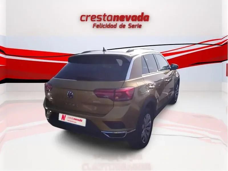 Usado VW T-Roc Advance 115 CV (84 kW) 2021 Amarillo SUV