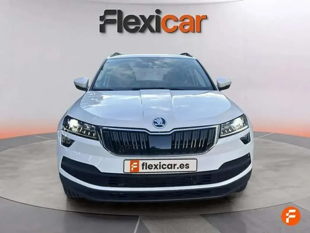 Usado Skoda Karoq Ambition 150 HP (110 kW) 2019 Branco SUV