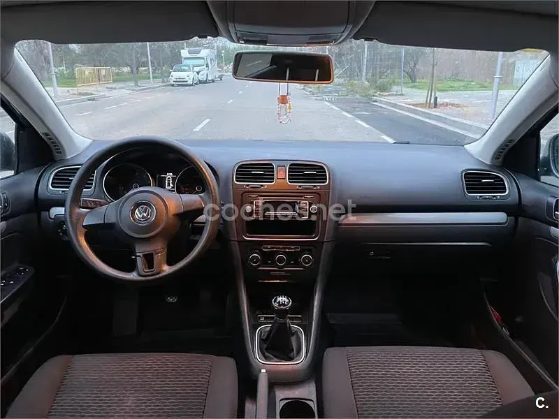 Usado VW Golf VI Sport 122 CV (89 kW) 2011 Gris / plata Utilitario