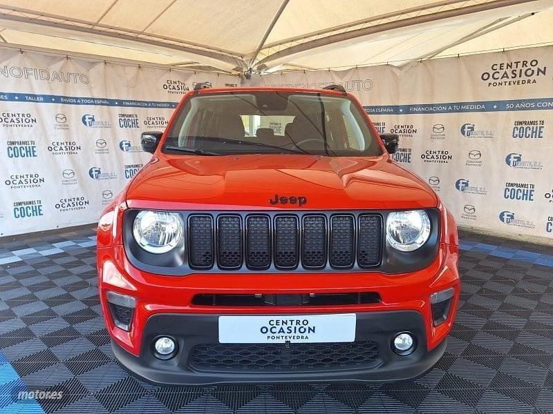 Usado Jeep Renegade Night Eagle 130 CV (95 kW) 2022 Rojo SUV