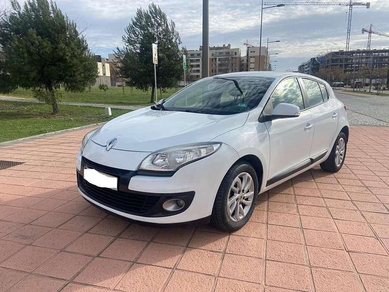 Usado Renault Mégane III Dynamique 116 CV (85 kW) 2012 Blanco Utilitario