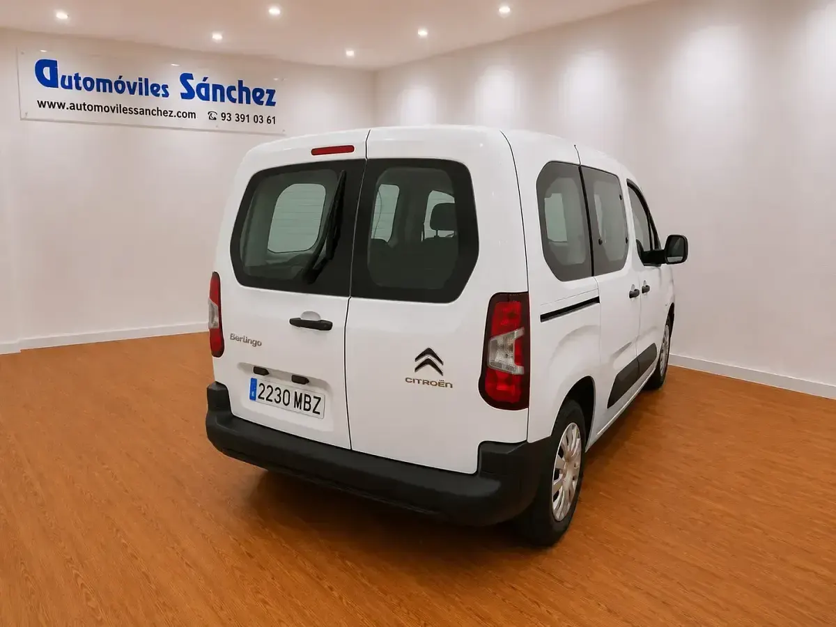 Usado Citroën Berlingo 102 CV (75 kW) 2022 Blanco Monovolumen