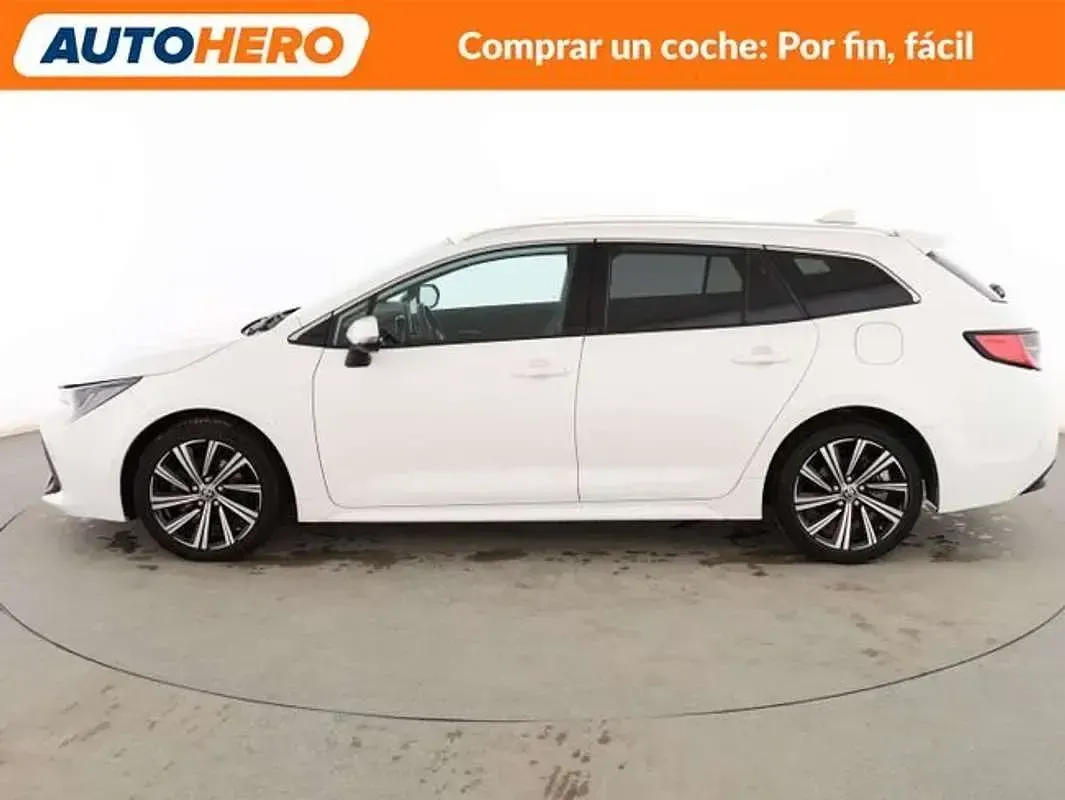 Usado Toyota Corolla Style 184 CV (135 kW) 2022 Blanco Familiar