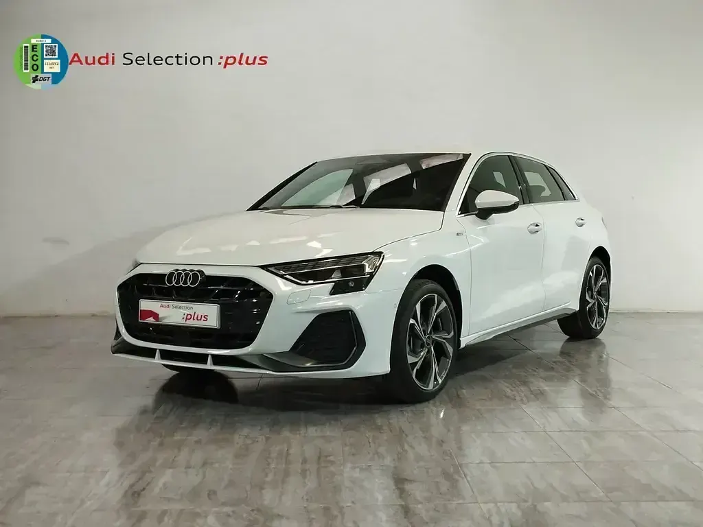 Usado Audi A3 S-Line 150 HP (110 kW) 2025