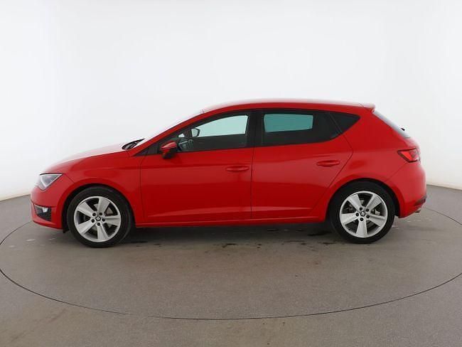 Usado Seat Leon FR 170 CV (125 kW) 2013 Rojo Berlina