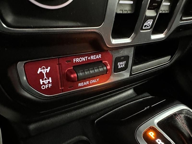 Usado Jeep Wrangler Unlimited Rubicon 270 CV (198 kW) 2021 Gris SUV