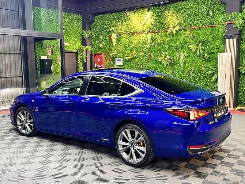 Usado Lexus ES300 Sport Line 218 CV (160 kW) 2019 Azul Berlina
