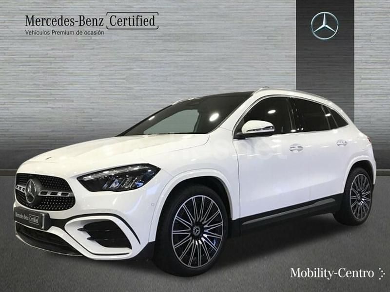 Blanco Usado 2023 Mercedes GLA200 AMG line SUV | 45.250 € (Caro) - Imagen 1/4