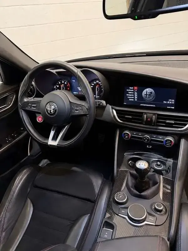 Usado Alfa Romeo Giulia Quadrifoglio 510 CV (375 kW) 2016 Blanco Berlina