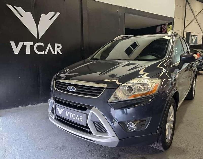 Usado Ford Kuga Titanium 140 CV (102 kW) 2012 Gris SUV