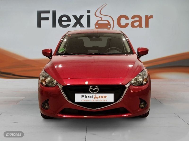 Usado Mazda 2 Style 90 CV (66 kW) 2016 Rojo Berlina