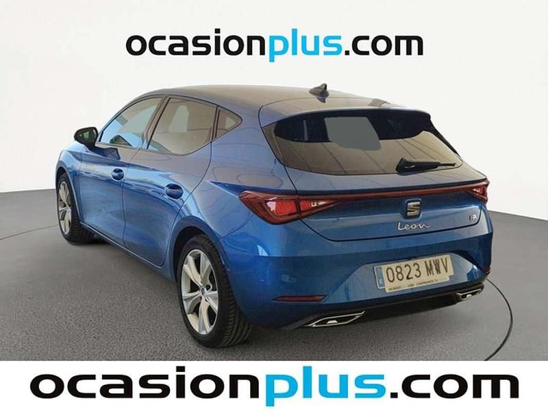 Usado Seat Leon FR 110 CV (80 kW) 2024 Azul Utilitario