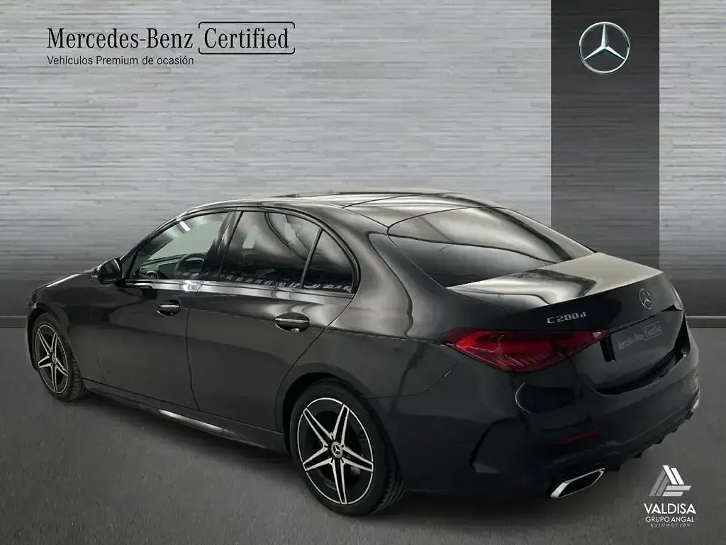 Usado Mercedes C200 AMG line 184 CV (135 kW) 2024 Gris grafito Berlina