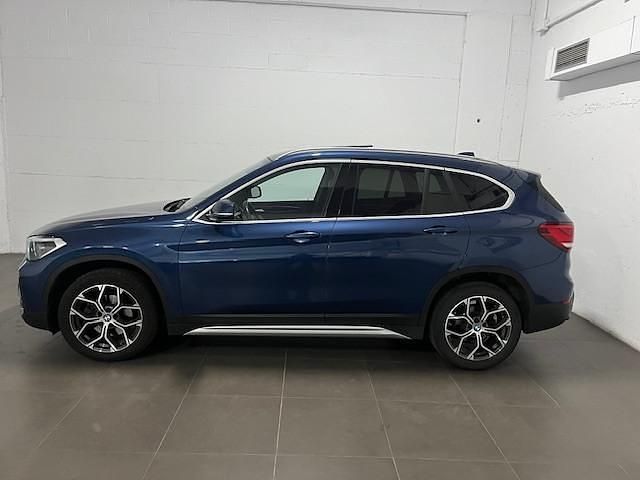 Usado BMW X1 Comfort Edition 150 CV (110 kW) 2022 Azul SUV