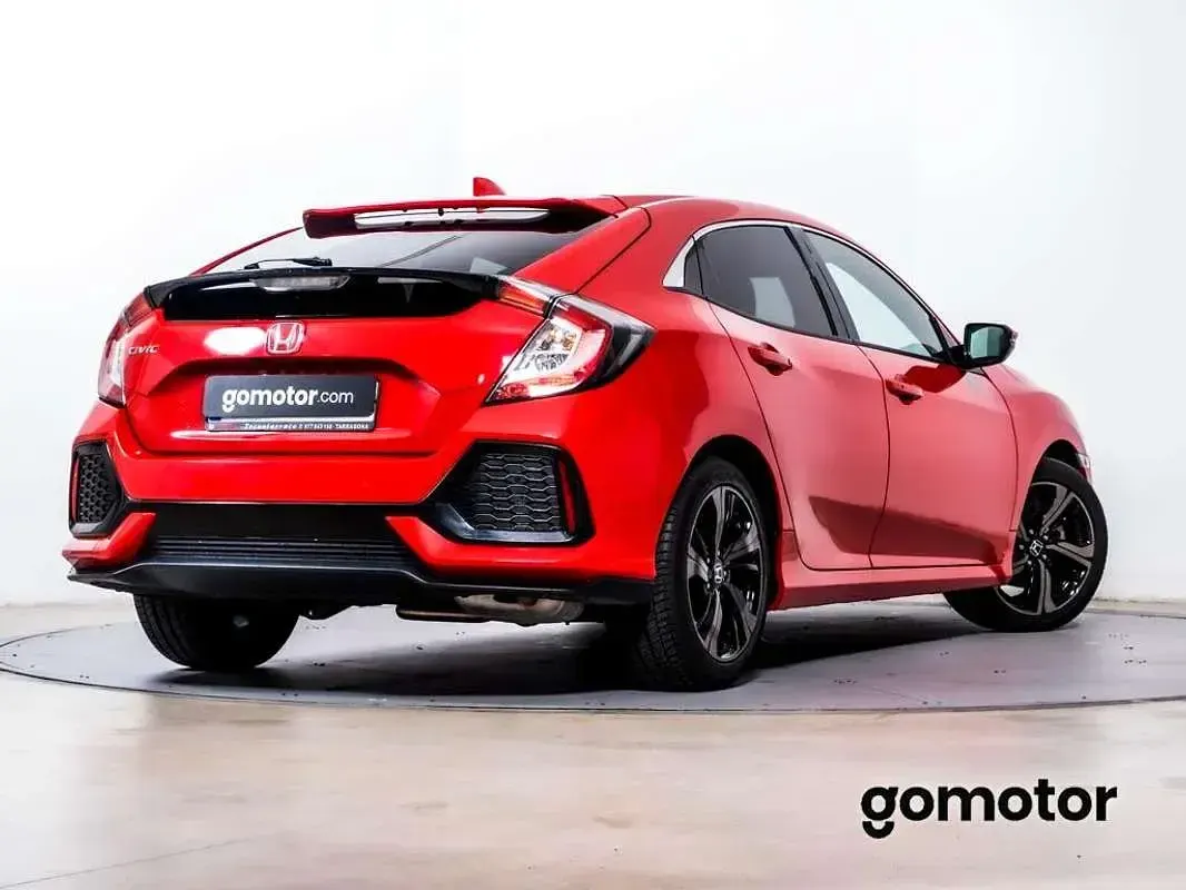 Usado Honda Civic Executive 126 CV (92 kW) 2019 Rojo Utilitario