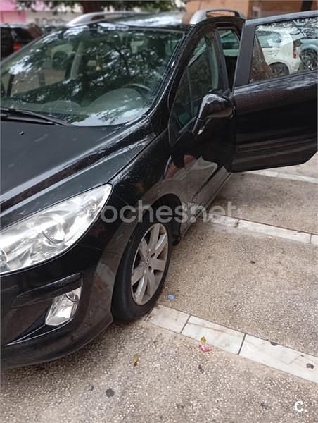 Usado Peugeot 308 SW Sport 110 CV (80 kW) 2008 Negro Familiar