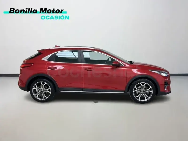 Usado Kia XCeed 136 CV (100 kW) 2021 Rojo SUV