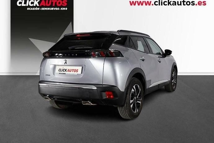 Usado Peugeot 2008 Allure 130 CV (95 kW) 2022 Gris SUV