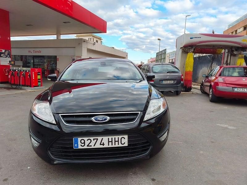 Usado Ford Mondeo 115 CV (84 kW) 2011 Negro Berlina