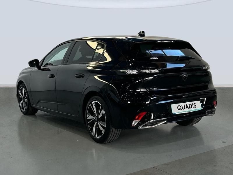 Usado Peugeot 308 Allure 131 CV (96 kW) 2022 Negro Berlina