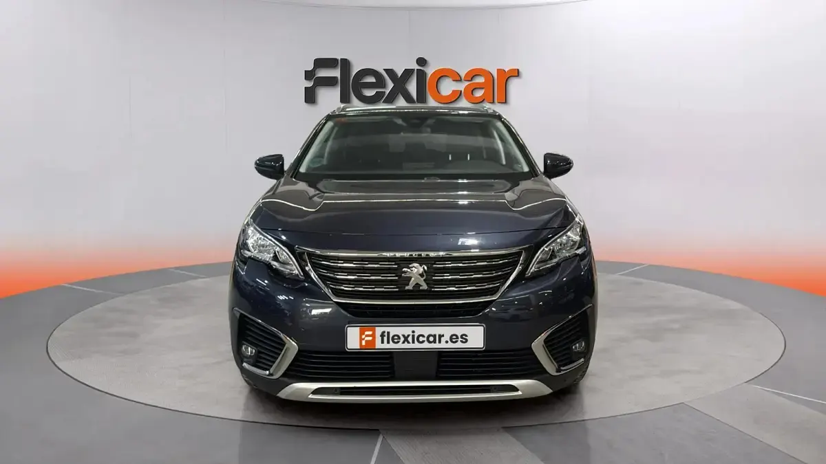 Usado Peugeot 5008 Active 131 CV (96 kW) 2019 Azul SUV