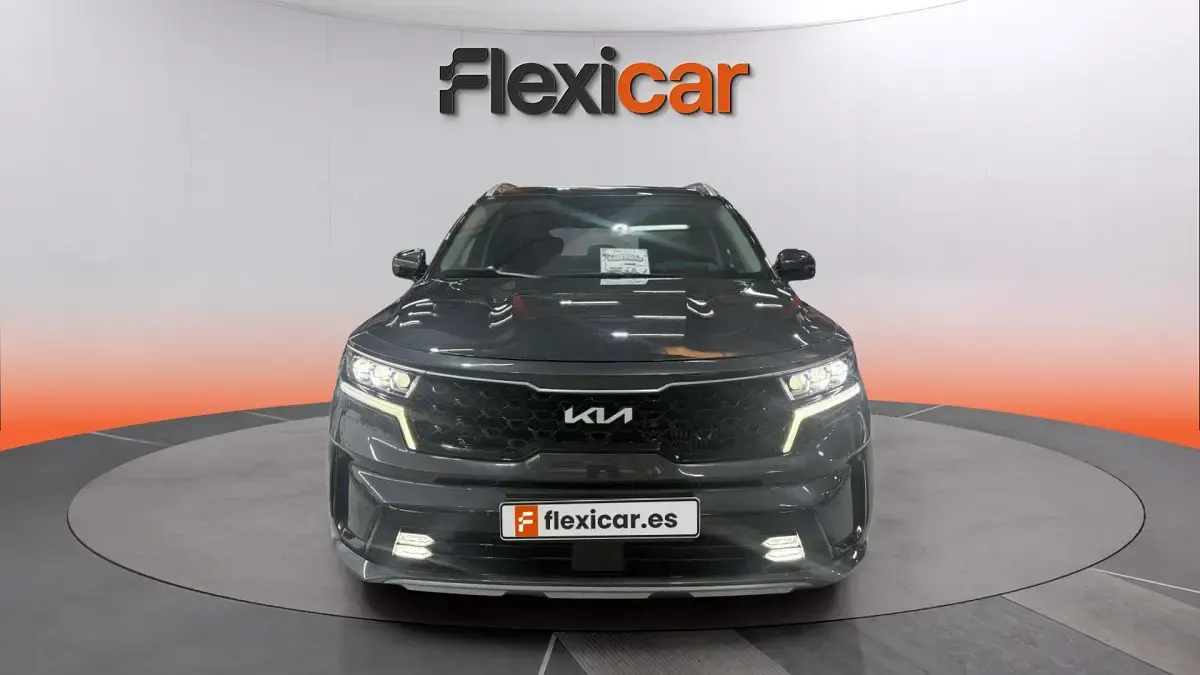 Usado Kia Sorento Plus 230 CV (169 kW) 2023 Gris SUV