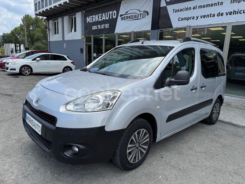 Gris / plata Usado 2013 Peugeot Partner Tepee Active Monovolumen | 7500 € (Buen precio) - Imagen 1/4