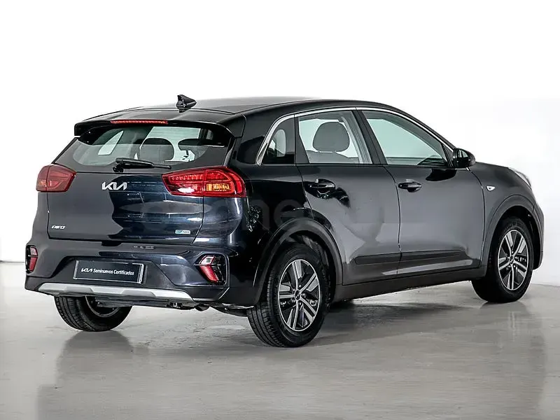 Usado Kia Niro 141 CV (103 kW) 2022 Azul SUV