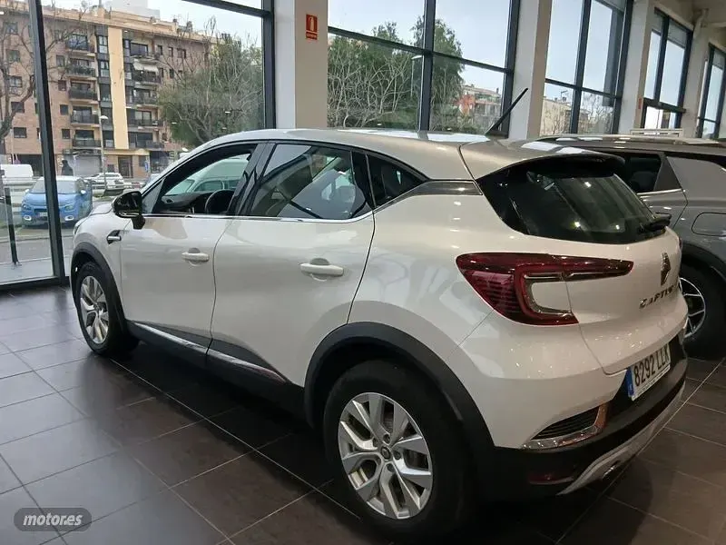 Usado Renault Captur Zen 115 CV (84 kW) 2020 SUV