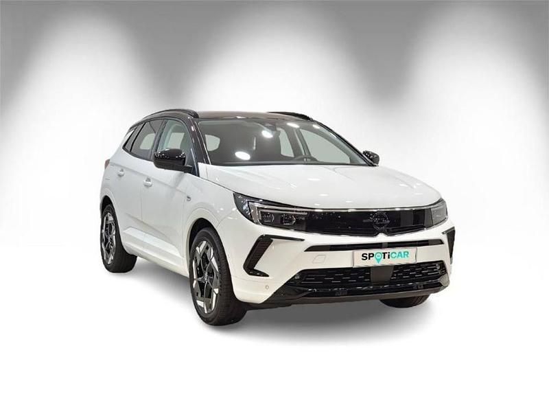 Usado Opel Grandland X GSe 300 CV (220 kW) 2024 Blanco SUV