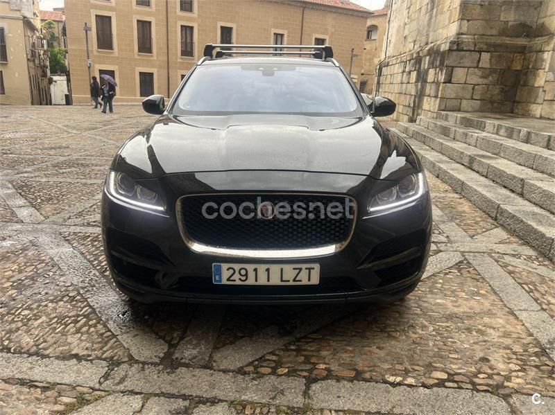 Usado Jaguar F-Pace Prestige 300 CV (220 kW) 2016 Negro SUV