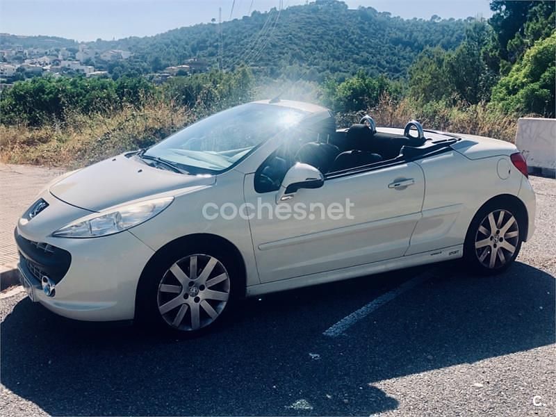 Blanco Usado 2007 Peugeot 207 CC Sport Descapotable | 8800 € - Imagen 1/4