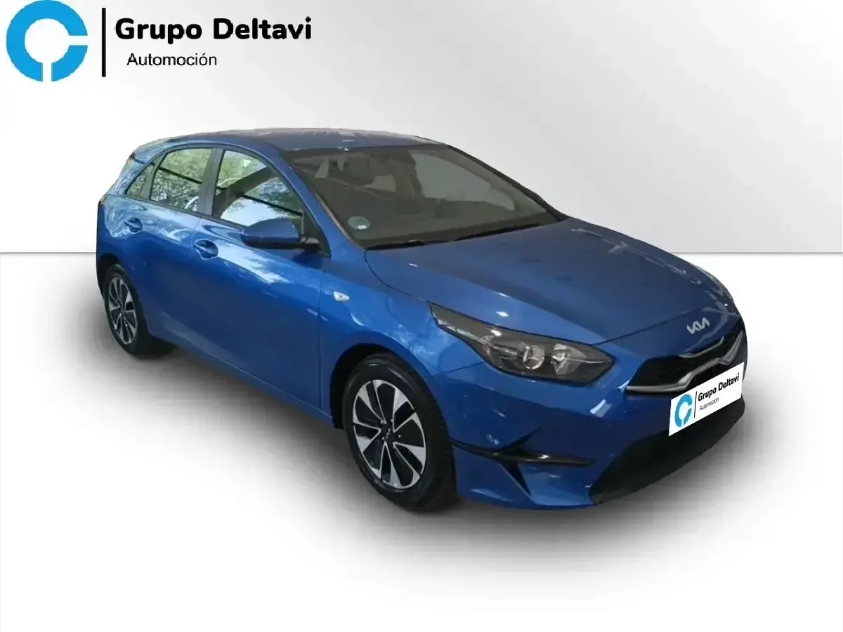 Usado Kia Ceed 100 CV (73 kW) 2025 Azul Utilitario