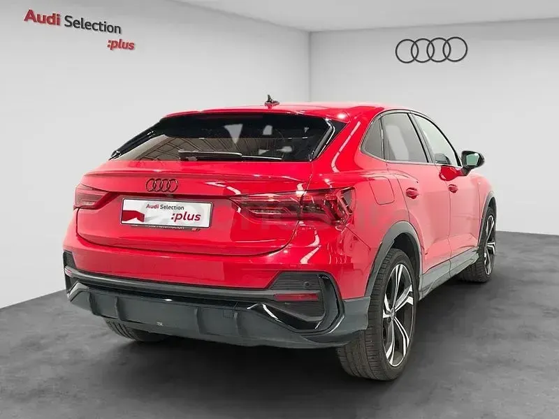 Usado Audi Q3 Sportback Ambiente 150 CV (110 kW) 2022 Rojo SUV