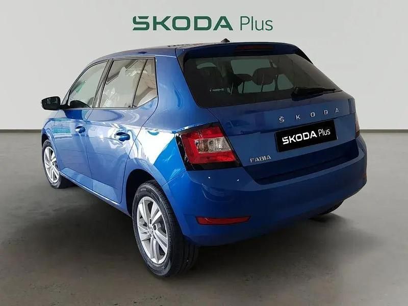 Occasion Skoda Fabia Ambition 95 ch (69 kW) 2019 Bleue Citadine