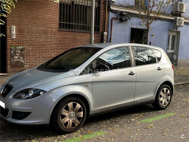 Gris / plata Usado 2006 Seat Altea Reference Monovolumen | 2150 € (Super precio) - Imagen 1/4