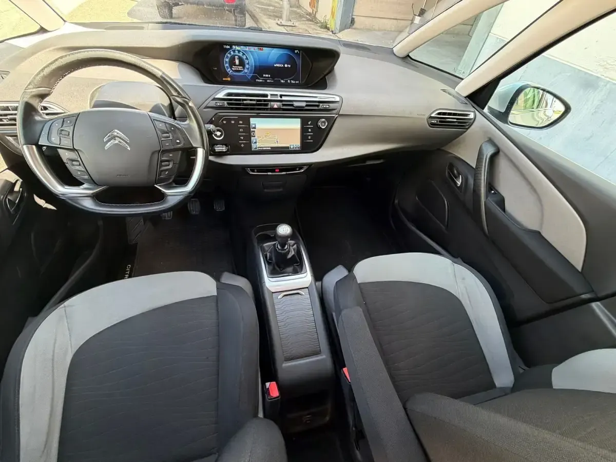 Usado Citroën C4 Picasso Intensive 120 CV (88 kW) 2015 Gris Monovolumen