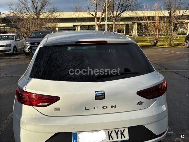 Usado Seat Leon FR 150 CV (110 kW) 2019 Blanco Berlina