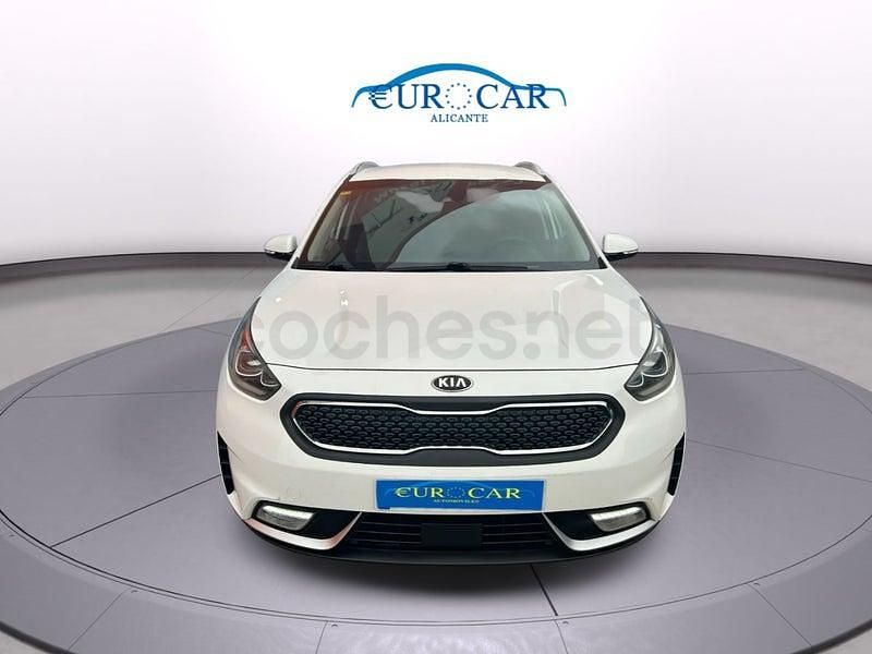 Usado Kia Niro 141 CV (103 kW) 2018 Blanco SUV