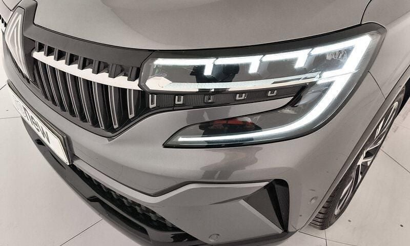 Käytetty Renault Espace Techno 200 HP (147 kW) 2024 Harmaa Katumaasturi