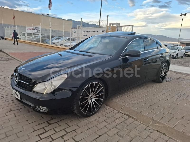 Negro Usado 2008 Mercedes CLS320 Berlina | 9999 € (Un poco caro) - Imagen 1/4
