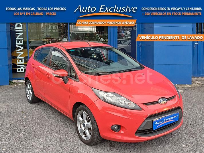 Rojo Usado 2009 Ford Fiesta Trend Utilitario | 5240 € (Precio justo) - Imagen 1/4