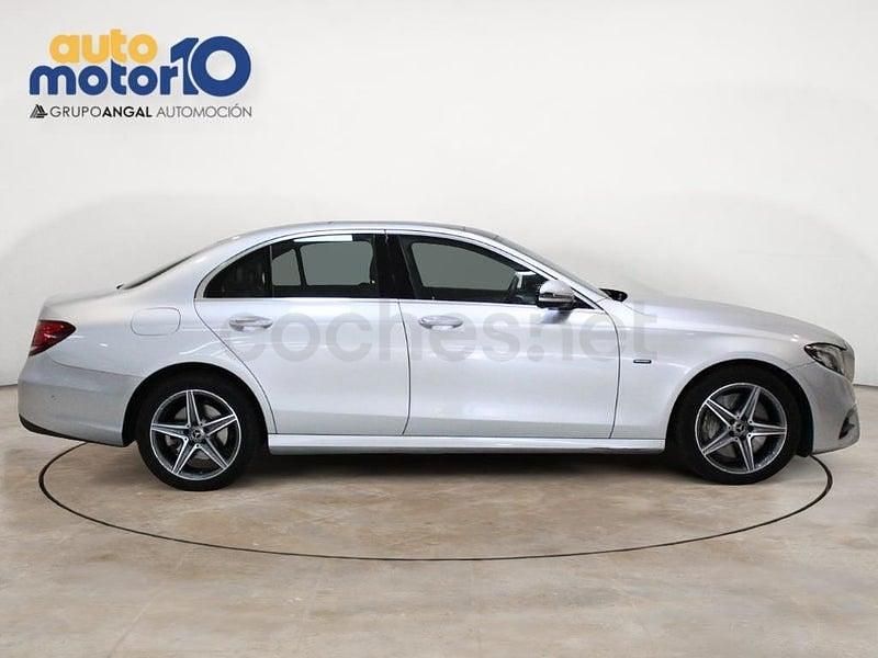 Usado Mercedes E300 306 CV (225 kW) 2019 Plateado Berlina