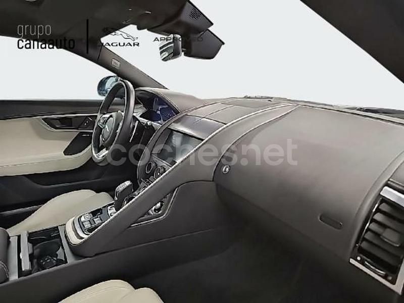 Usado Jaguar F-Type R-Dynamic 300 CV (220 kW) 2021 Gris / plata Coupe