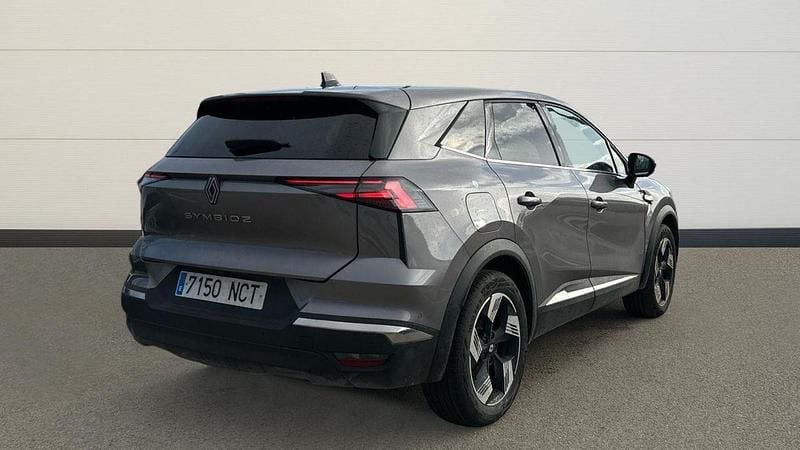 Usado Renault Symbioz Techno 140 CV (102 kW) 2025 Gris / plata SUV