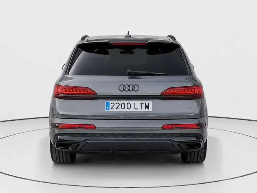 Usado Audi Q7 Ambiente 381 CV (280 kW) 2021 Gris SUV